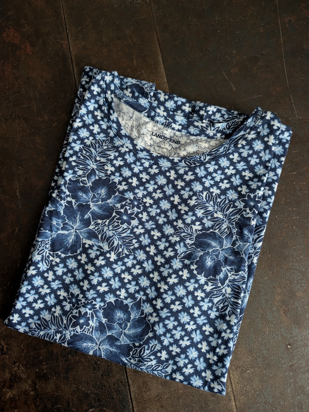 Lands' End Men's Blue Floral Short Sleeve Tee